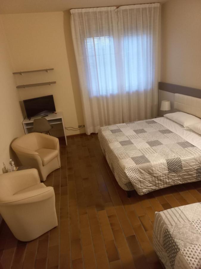 Park Hotel Кастель Сан Петро Терме Экстерьер фото