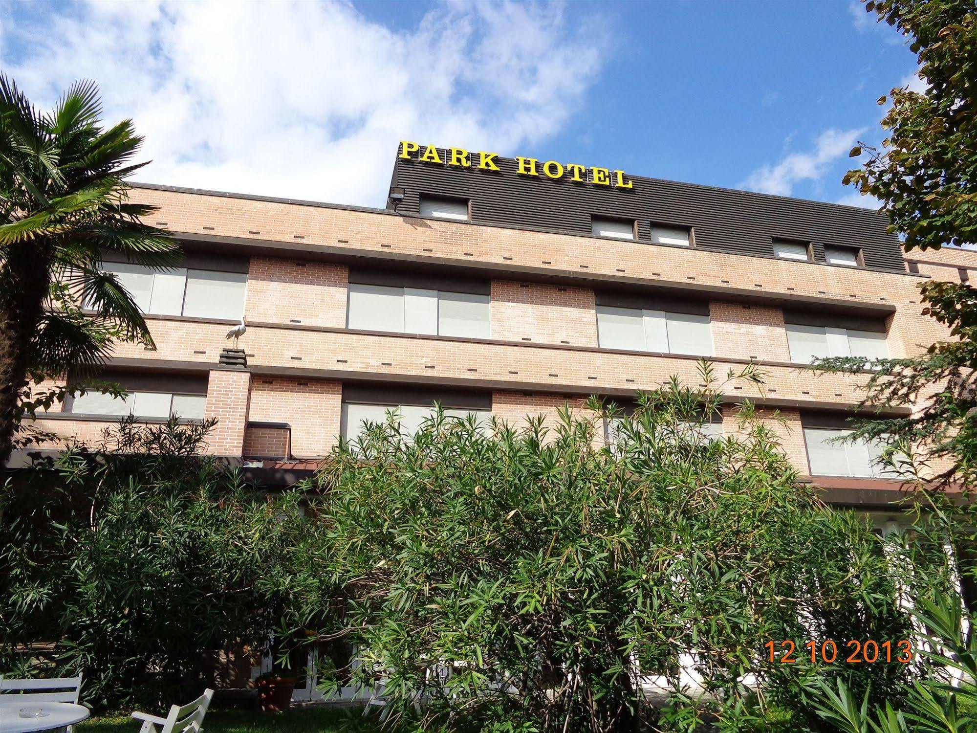 Park Hotel Кастель Сан Петро Терме Экстерьер фото